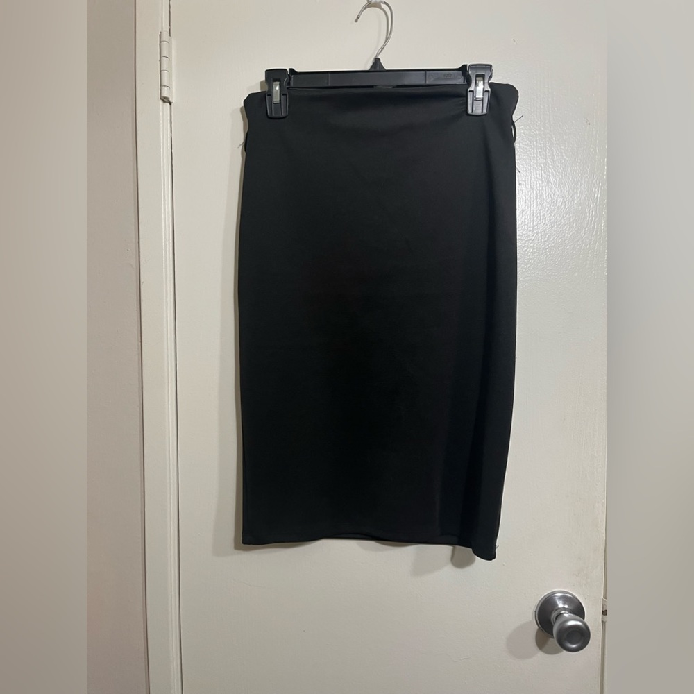 Black Vintahe Pencil Skirt With Holes for Belt